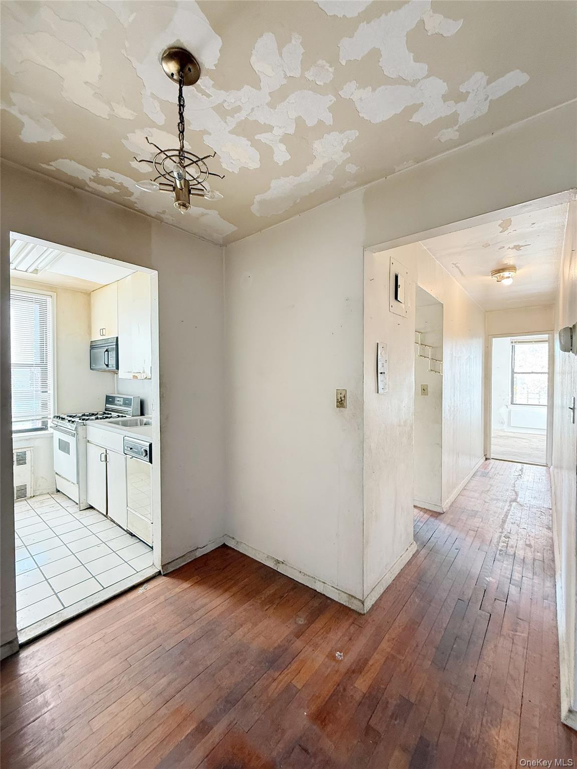 #8 photo, 14105 Northern Blvd, クイーンズ区 Flushing , NY 11354