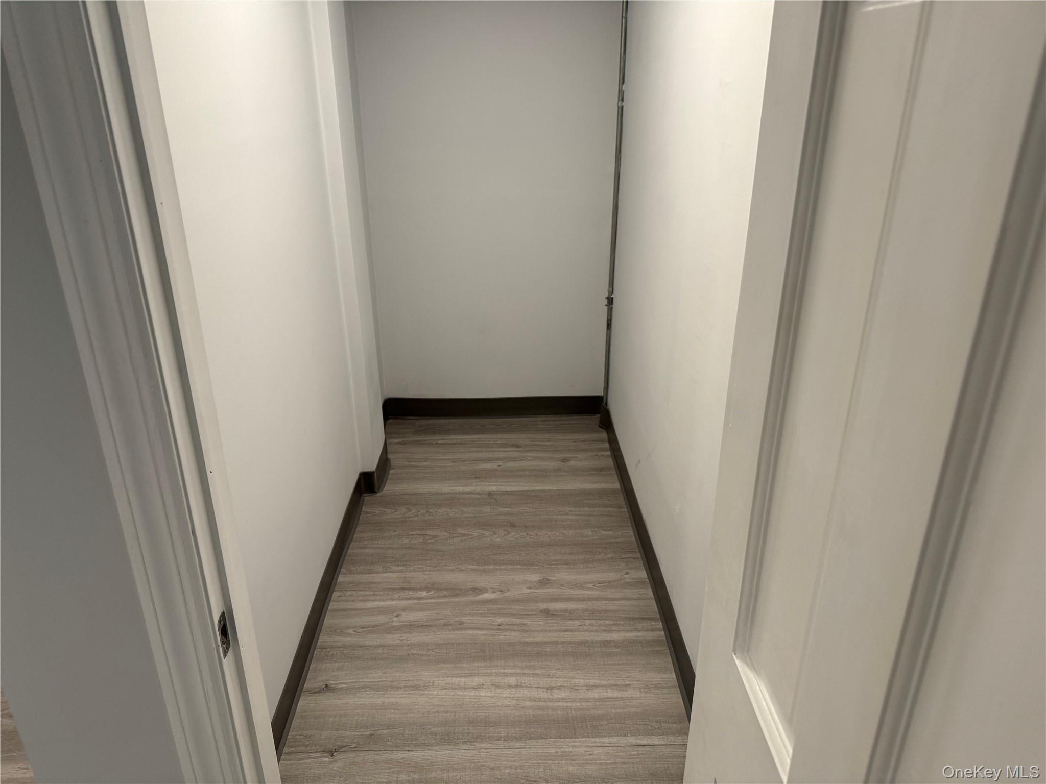 #6 photo, 1285 Montauk, サフォーク郡 Copiague , NY 11726