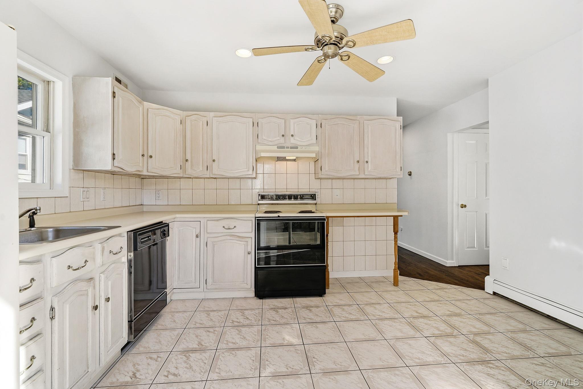 #15 photo, 11 Church Street, White Plains , NY 10603