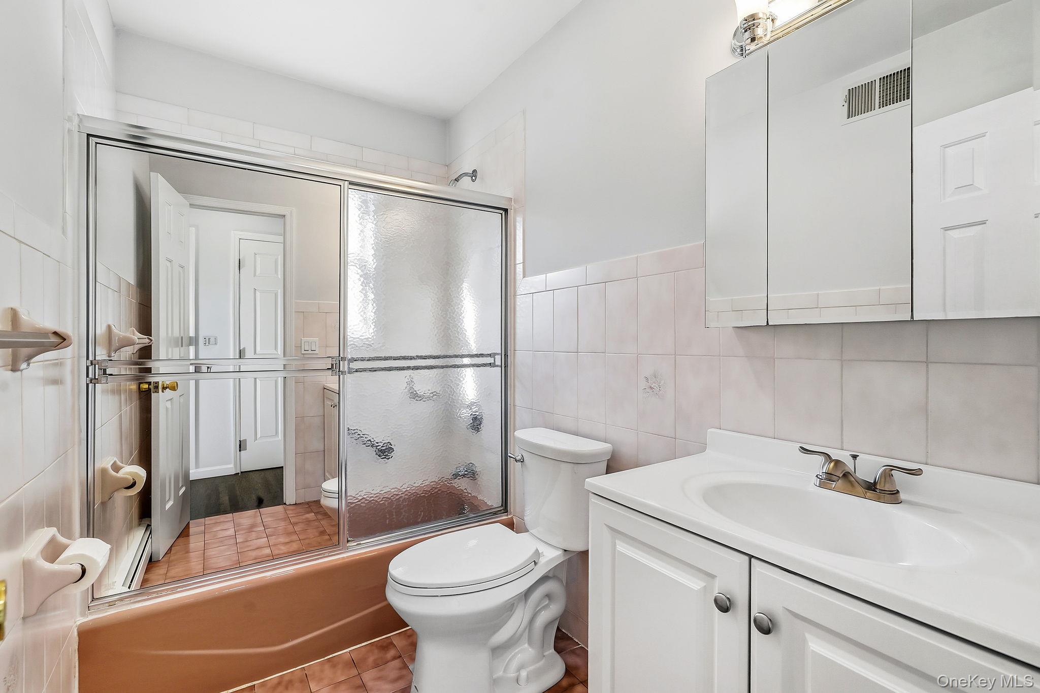 #16 photo, 11 Church Street, White Plains , NY 10603