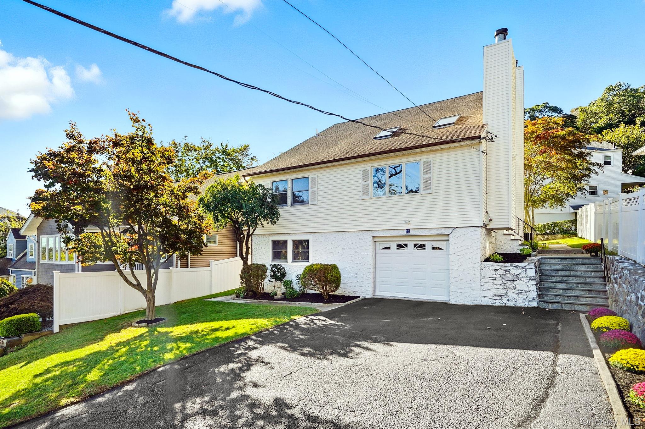 #2 photo, 11 Church Street, White Plains , NY 10603