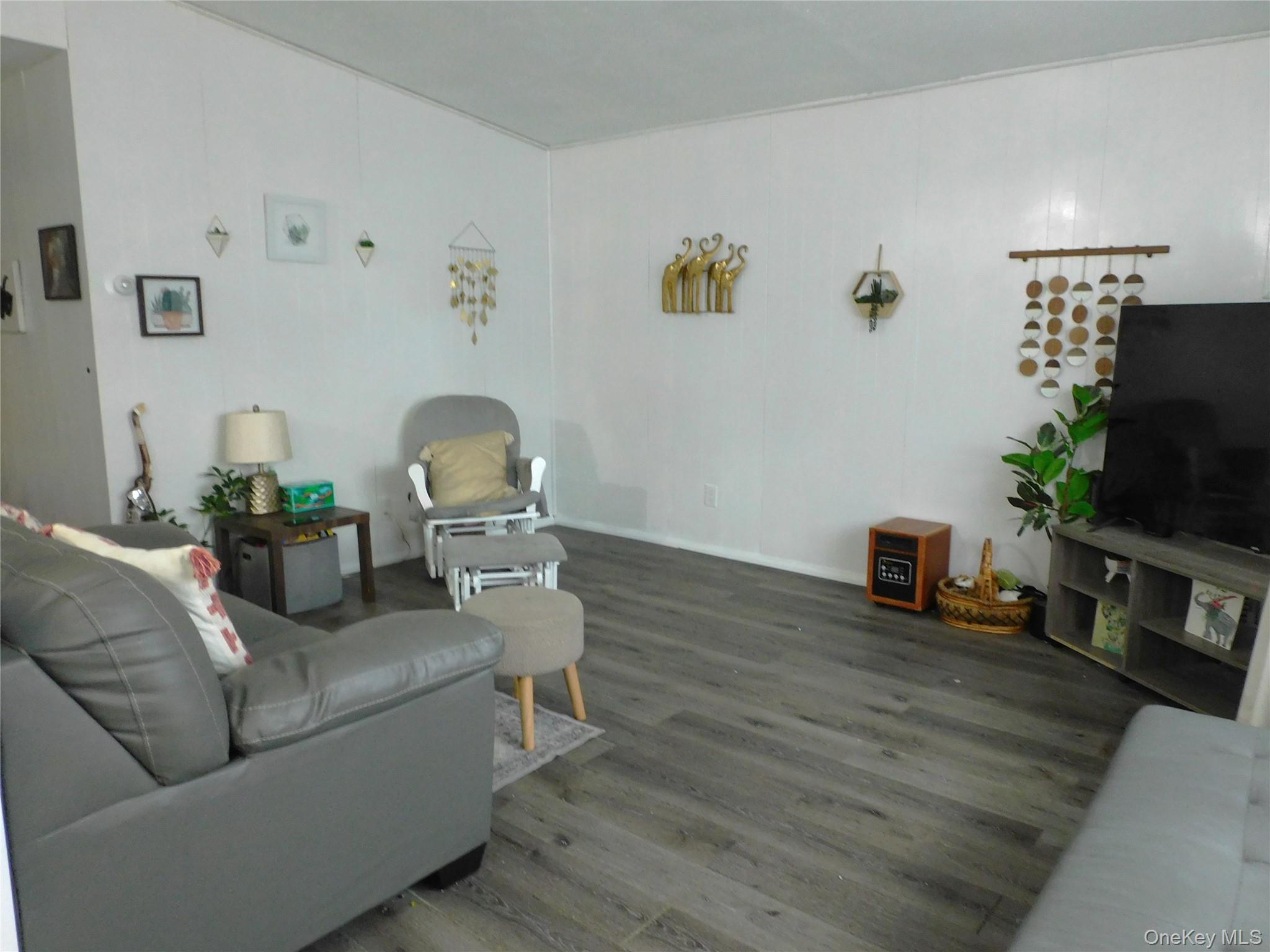 #10 photo, 20 Crescent View, Rock Hill , NY 12775