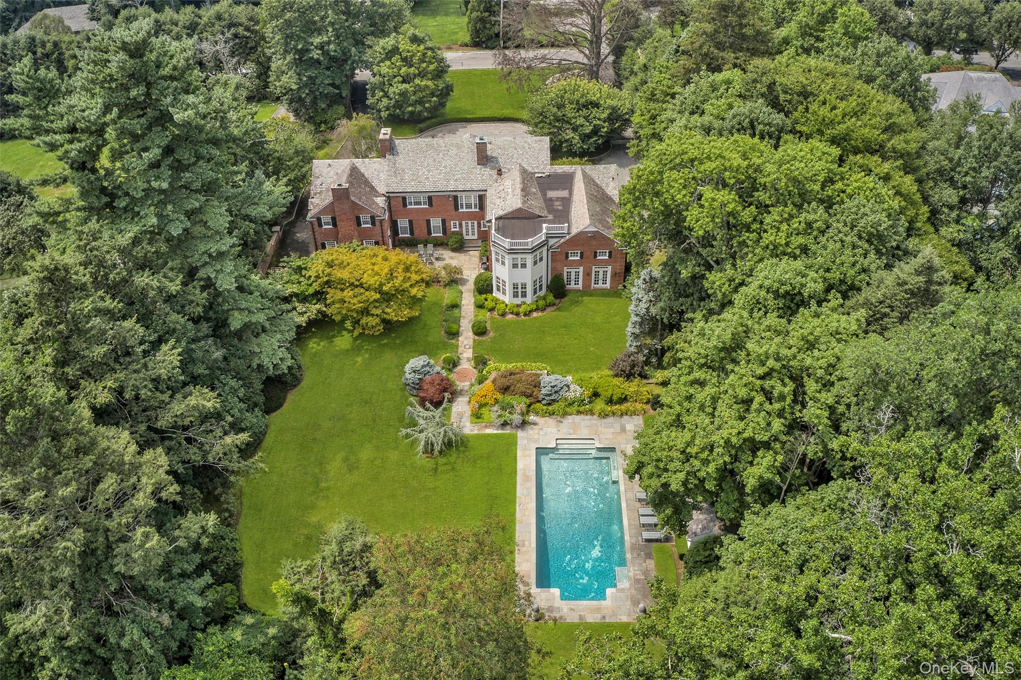 #3 photo, 8 Cooper Road, Scarsdale , NY 10583