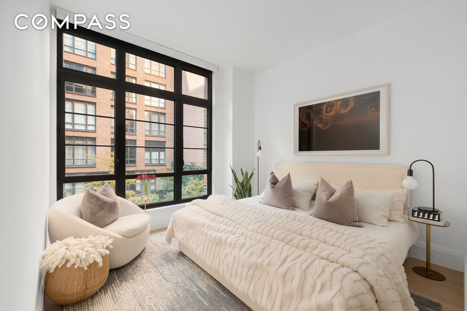 #8 photo, 438 E 12th Street, マンハッタン East Village , NY 10009