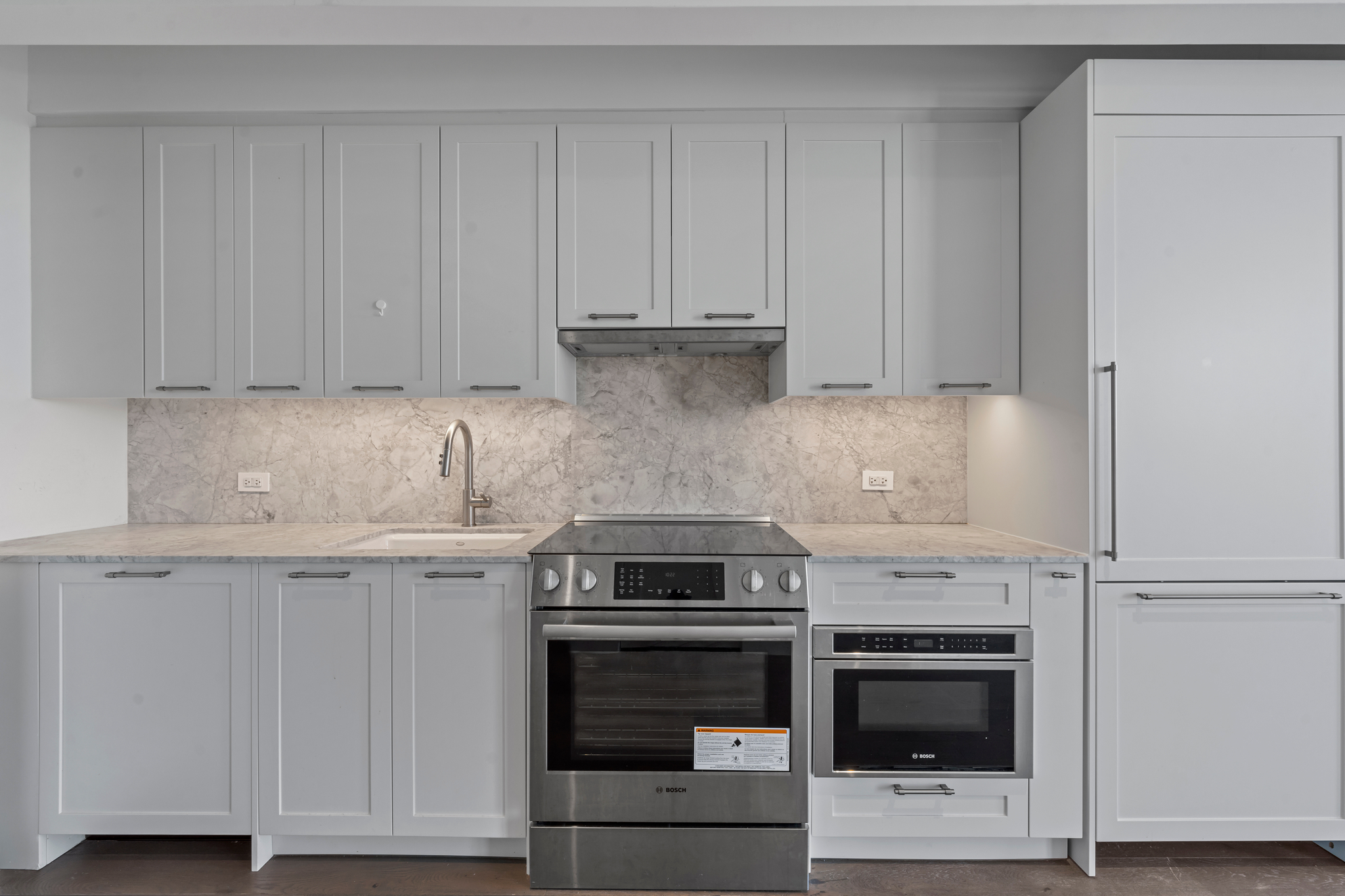 #12 photo, 107-06 Queens Boulevard, クイーンズ区 Forest Hills , NY 11375