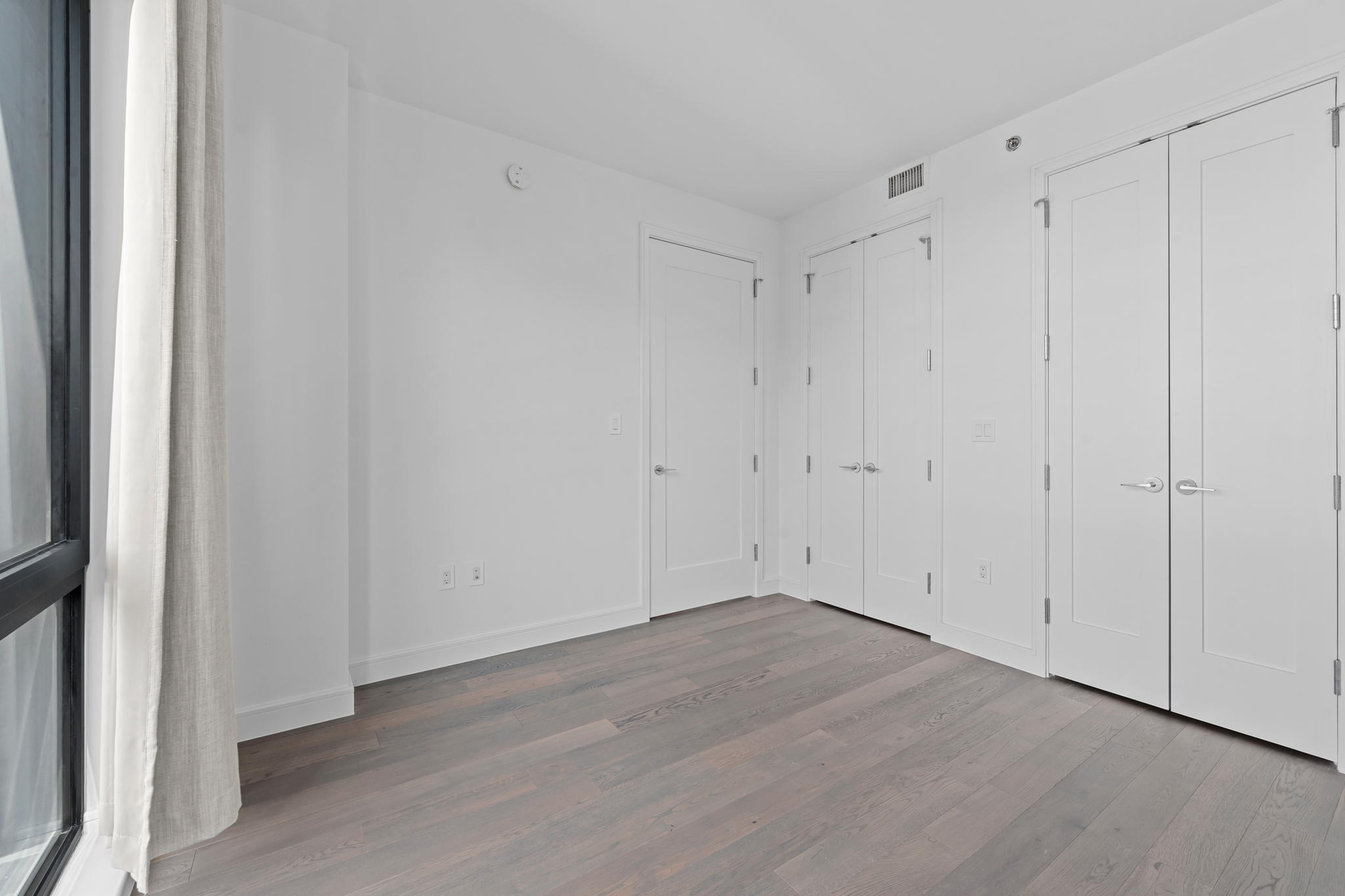 #19 photo, 107-06 Queens Boulevard, クイーンズ区 Forest Hills , NY 11375