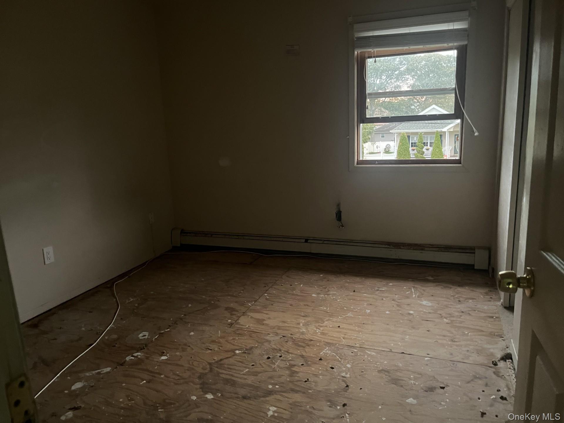 #19 photo, 25 Avenue B, सफ़ोक काउंटी Holbrook , NY 11741