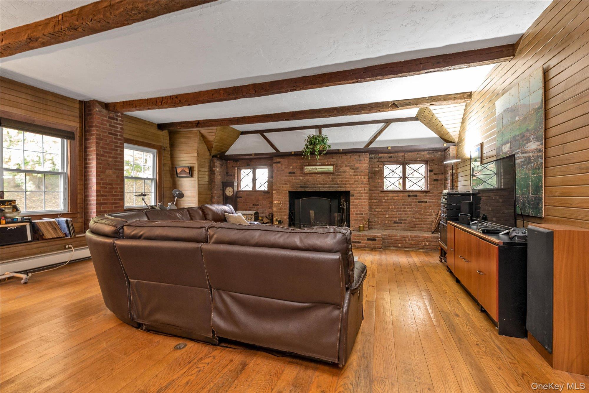 #7 photo, 2177 Cedar Swamp Road, ナッソー郡 Brookville , NY 11545