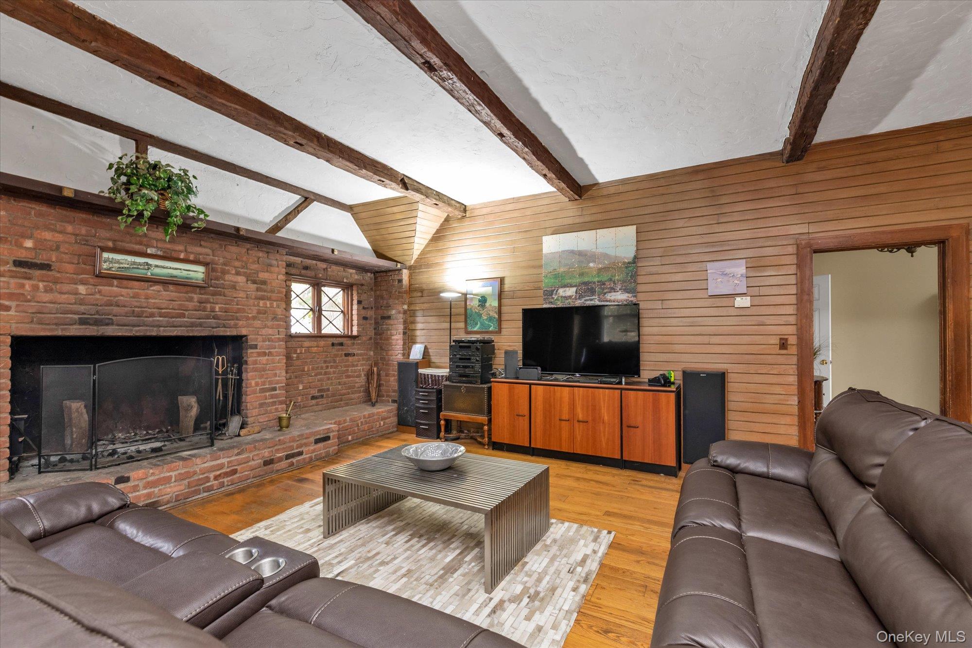 #8 photo, 2177 Cedar Swamp Road, ナッソー郡 Brookville , NY 11545