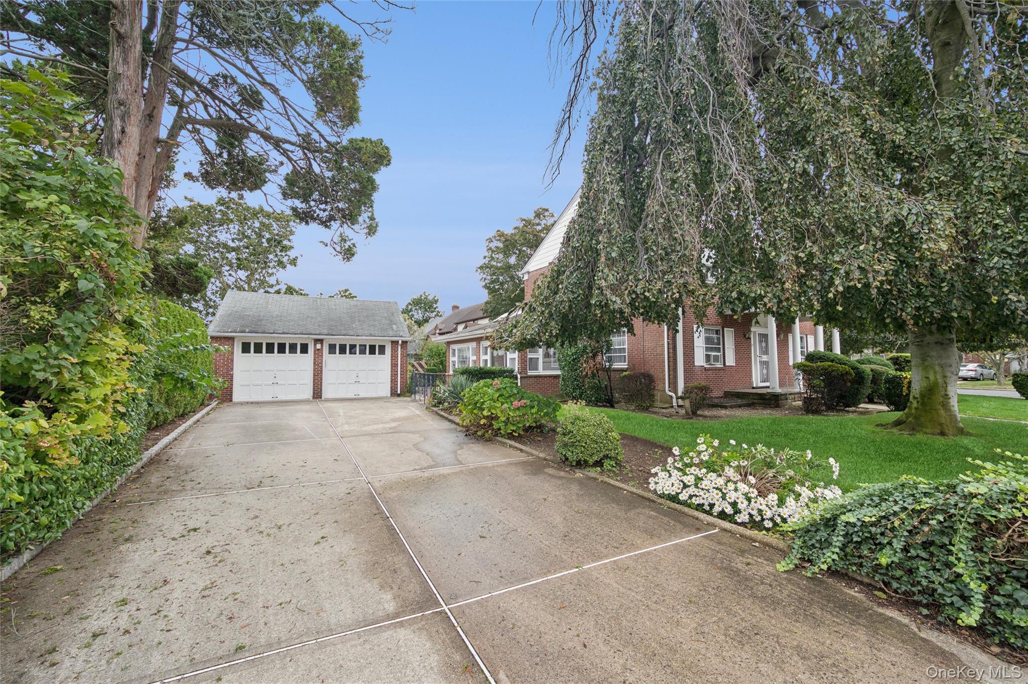 #4 photo, 87 Elton Street, ナッソー郡 West Hempstead , NY 11552