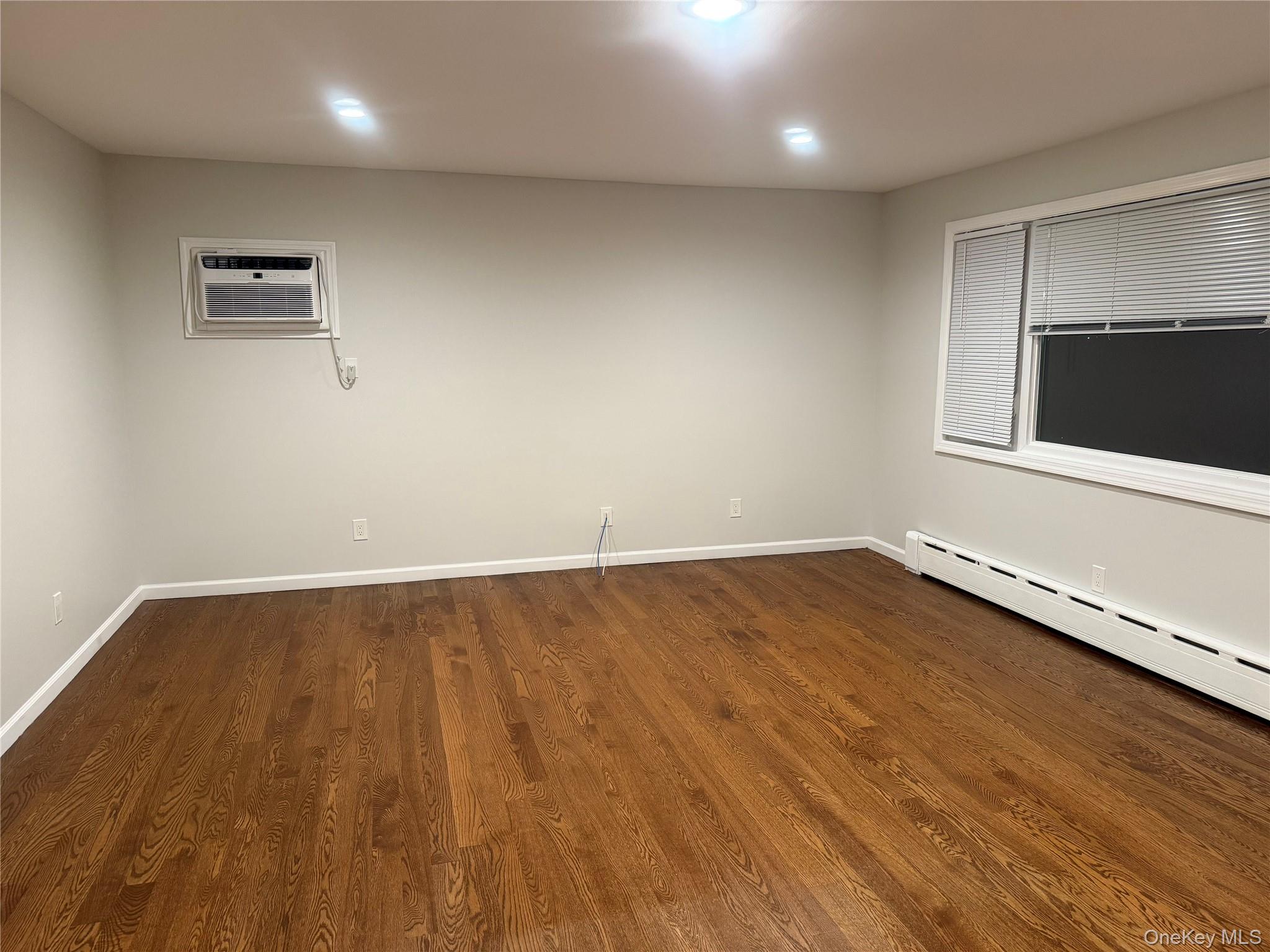 #18 photo, 18 Juniper Road, ナッソー郡 Port Washington , NY 11050