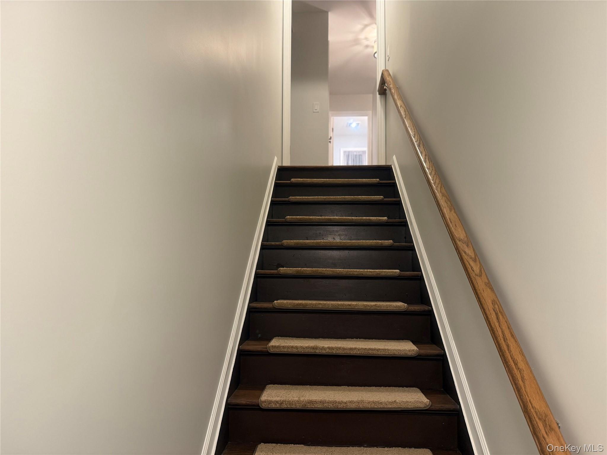 #2 photo, 18 Juniper Road, ナッソー郡 Port Washington , NY 11050