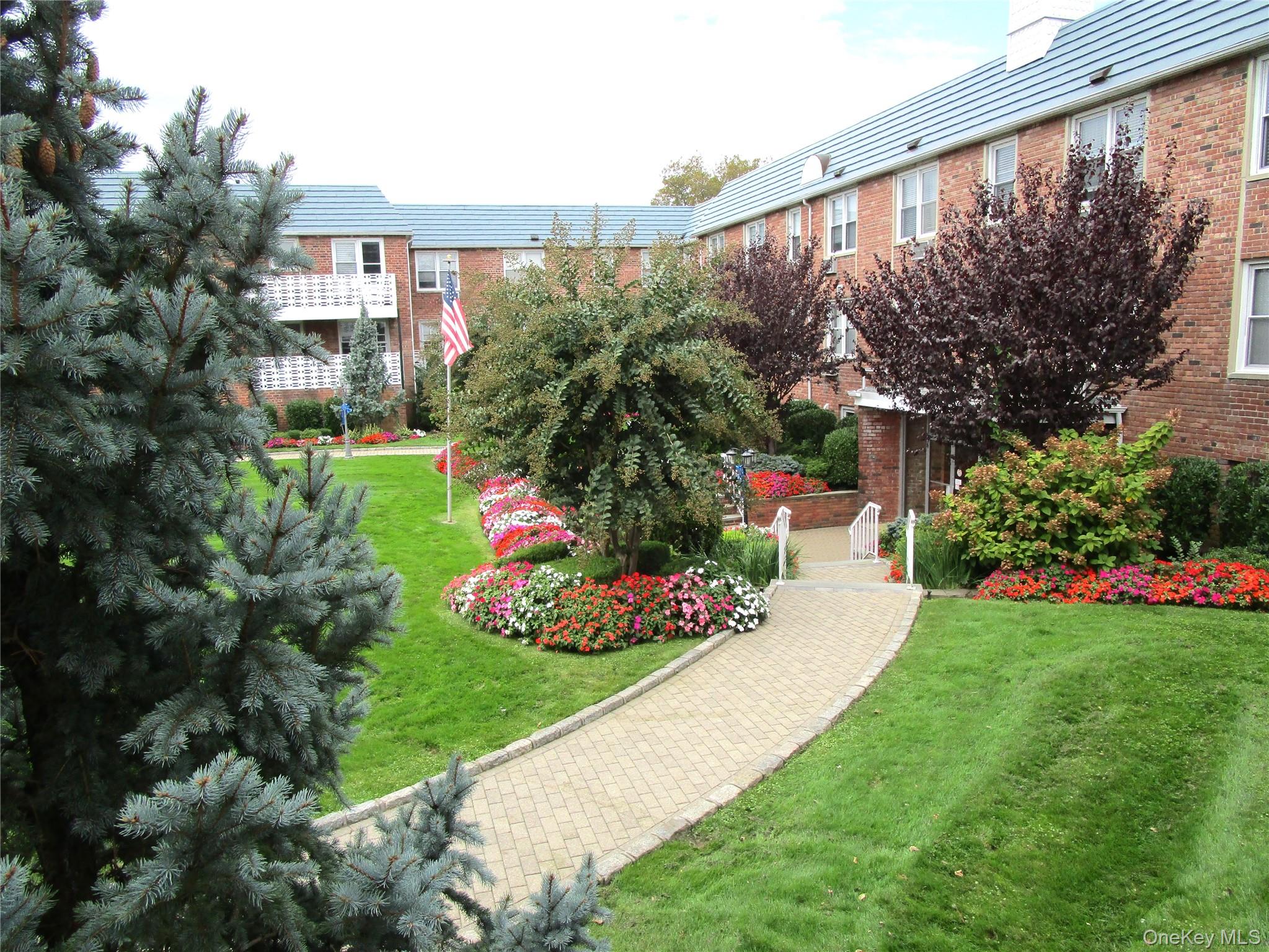 #19 photo, 75 Noble Street, ナッソー郡 Lynbrook , NY 11563