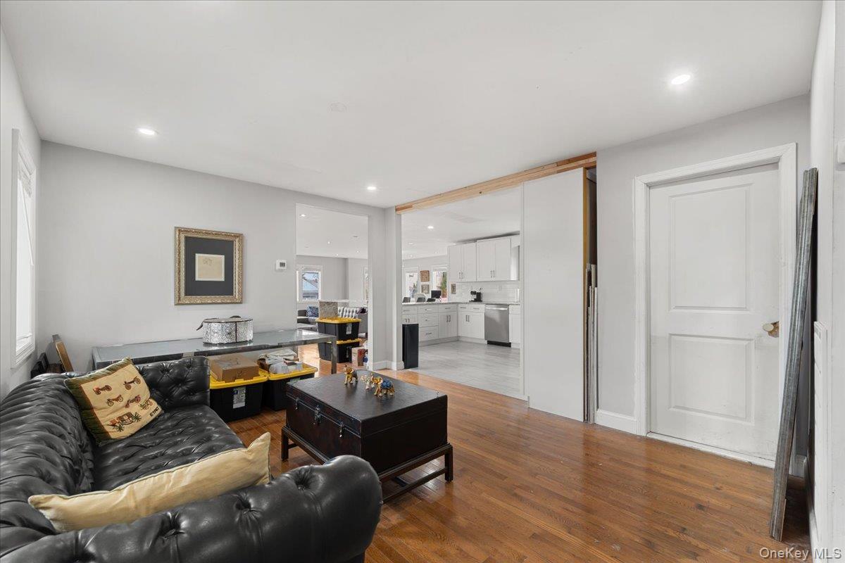 #18 photo, 1136 west broadway, ナッソー郡 Hewlett , NY 11557