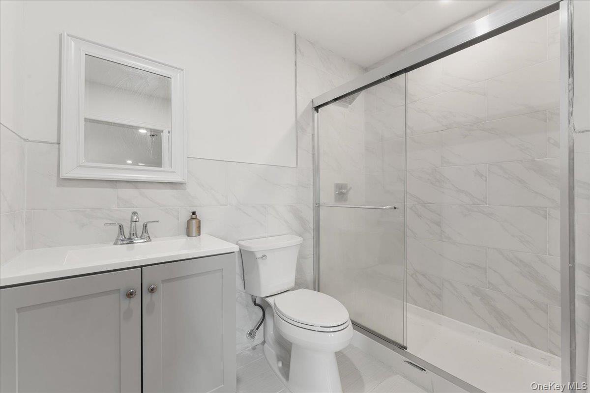 #6 photo, 1136 west broadway, ナッソー郡 Hewlett , NY 11557