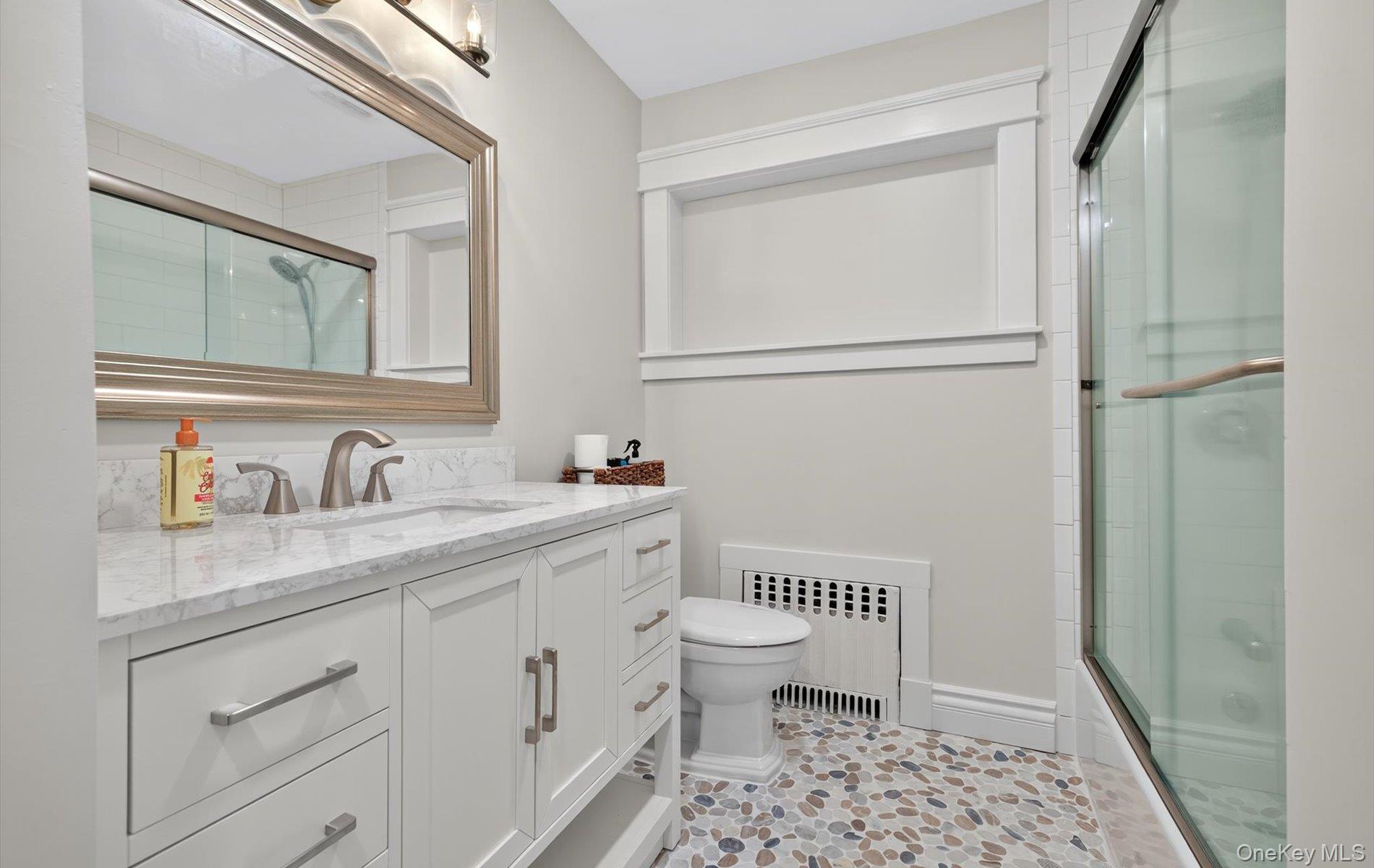 #20 photo, 171 Dix Hills Road, Dix Hills , NY 11746