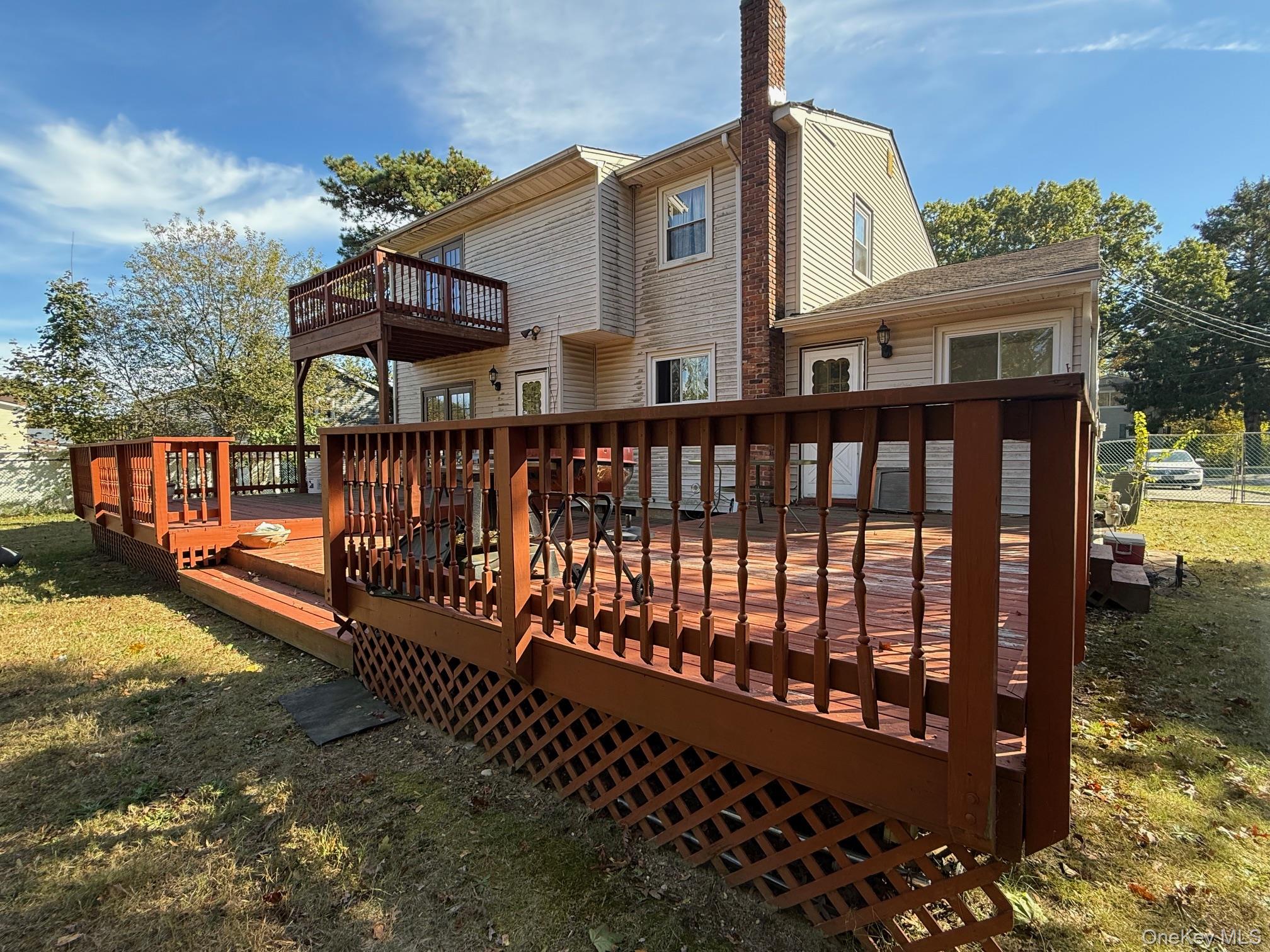 #11 photo, 71 Banana Street, サフォーク郡 Central Islip , NY 11722