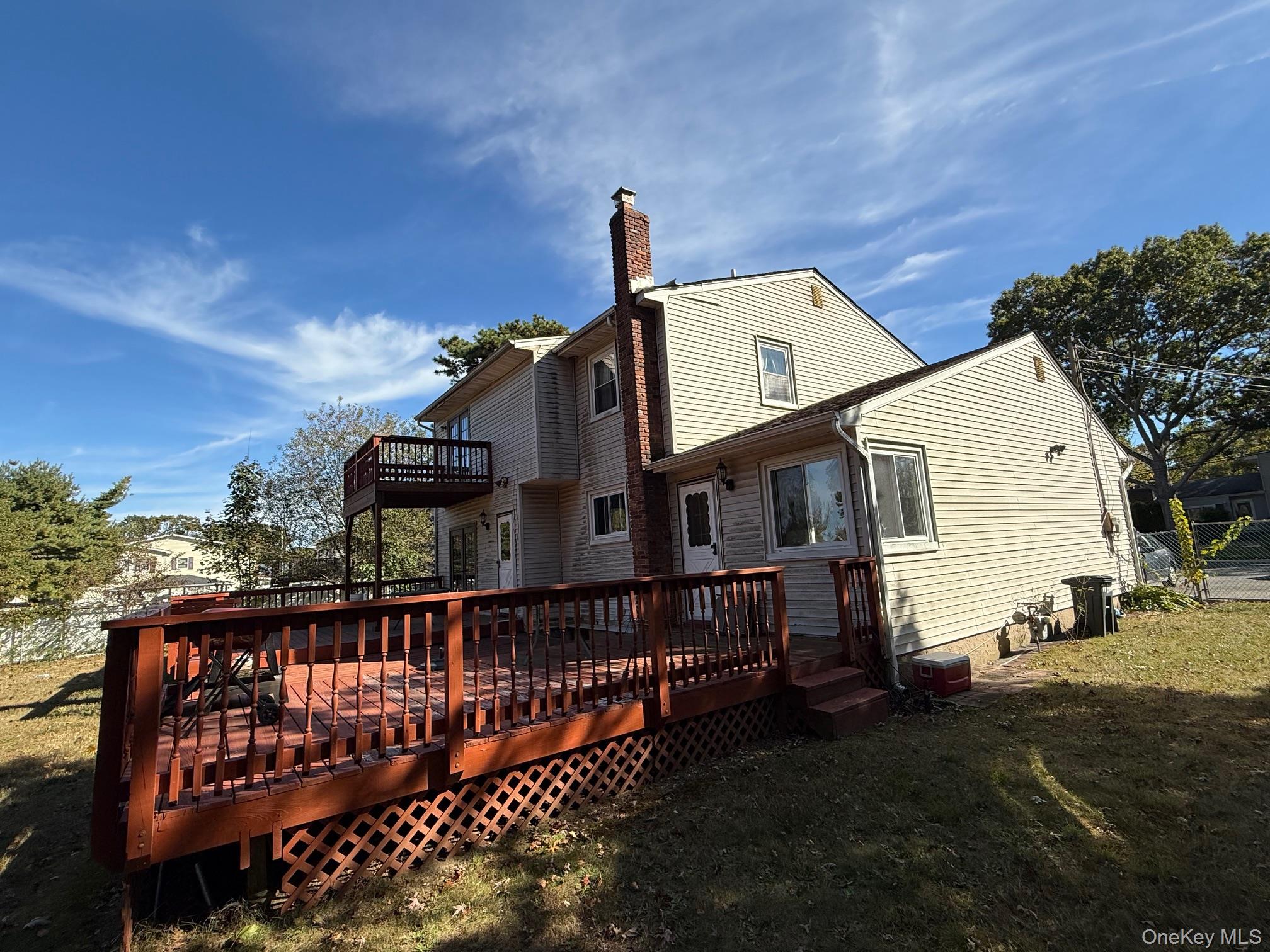 #12 photo, 71 Banana Street, サフォーク郡 Central Islip , NY 11722