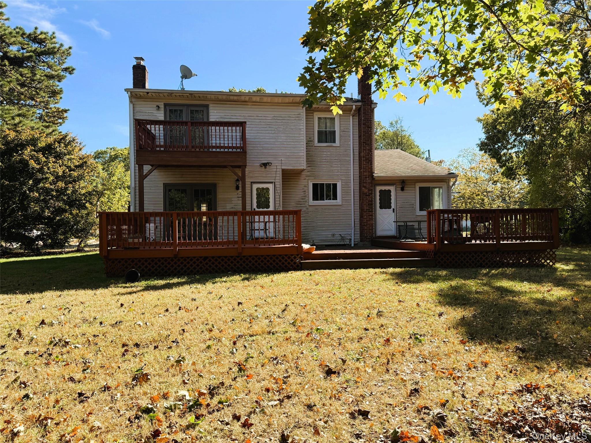 #14 photo, 71 Banana Street, サフォーク郡 Central Islip , NY 11722