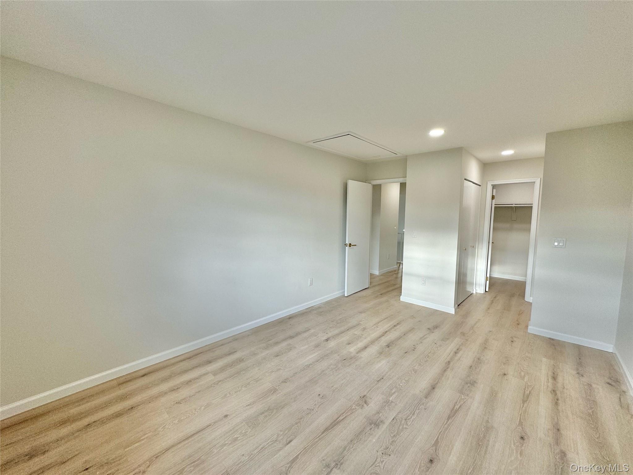 #16 photo, 19 Broadlawn Drive, サフォーク郡 Central Islip , NY 11722