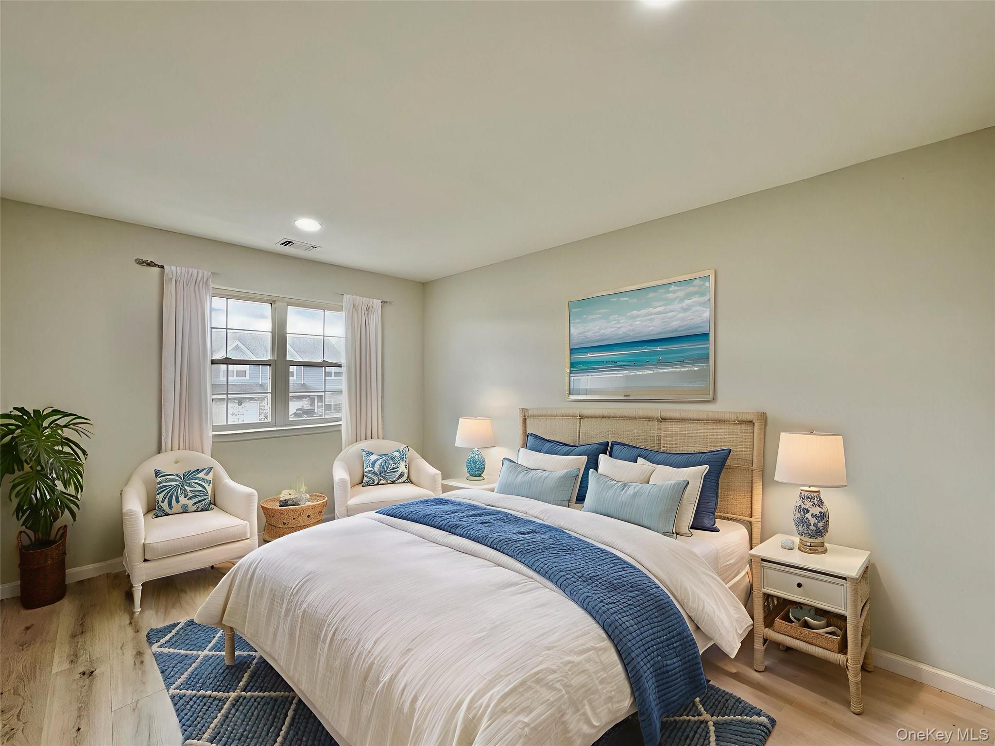 #19 photo, 19 Broadlawn Drive, サフォーク郡 Central Islip , NY 11722