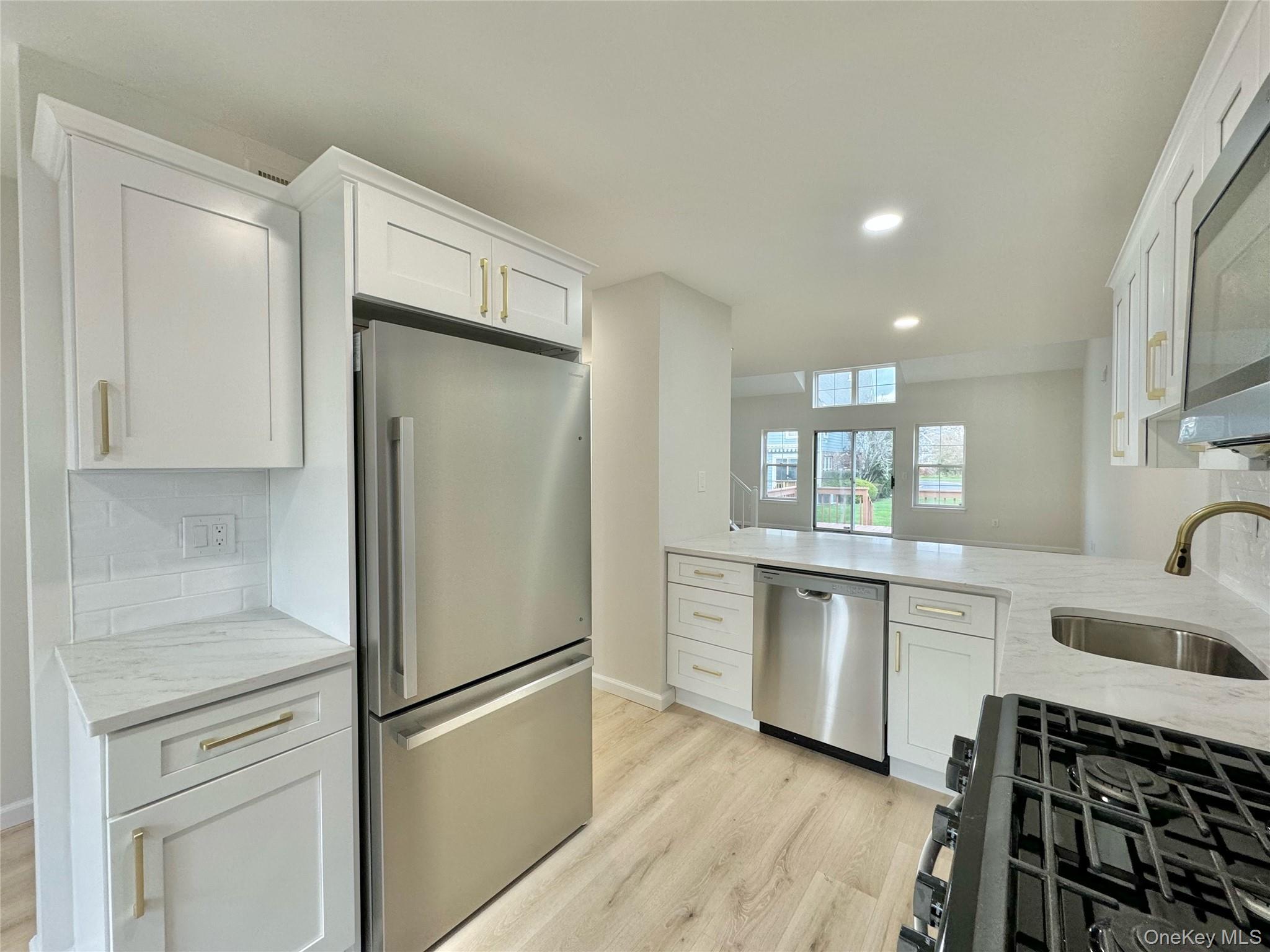 #5 photo, 19 Broadlawn Drive, サフォーク郡 Central Islip , NY 11722