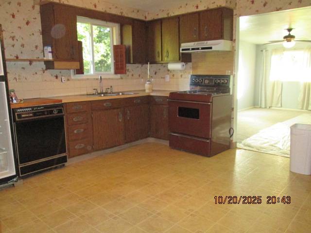 #12 photo, 117 Oak Dr., N. Syracuse , NY 13212