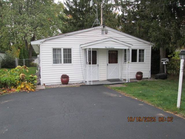 #5 photo, 117 Oak Dr., N. Syracuse , NY 13212