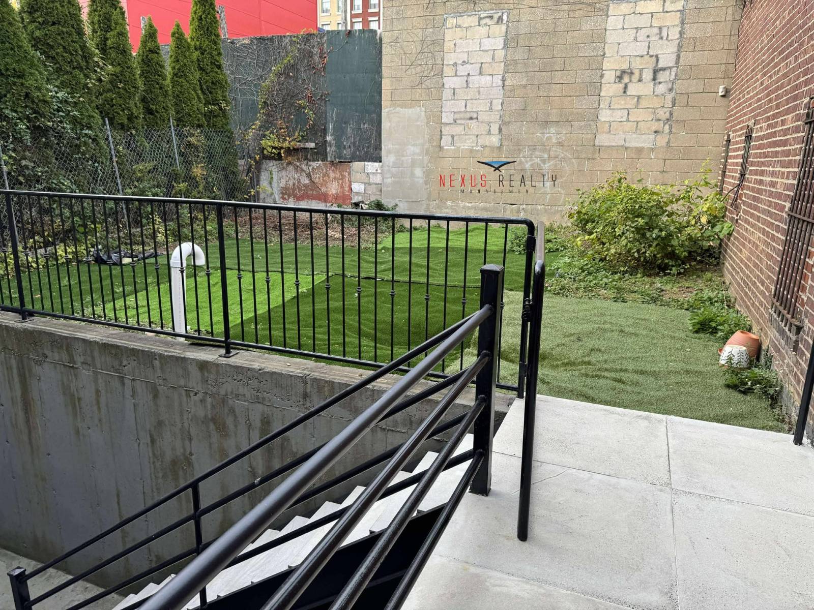 #12 photo, 47th street & Ditmars Blvd, Astoria , NY 11105