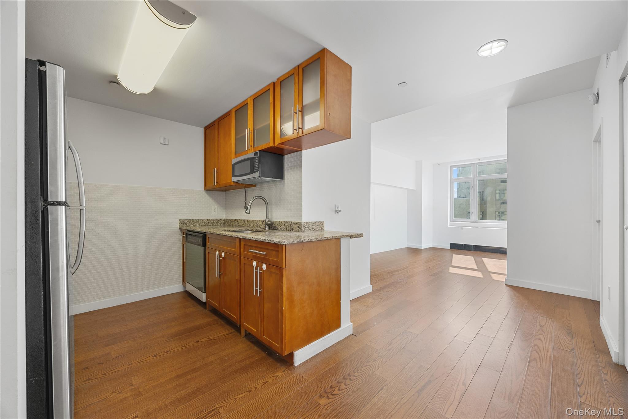 #11 photo, 40-26 college point blvd, Flushing , NY 11354