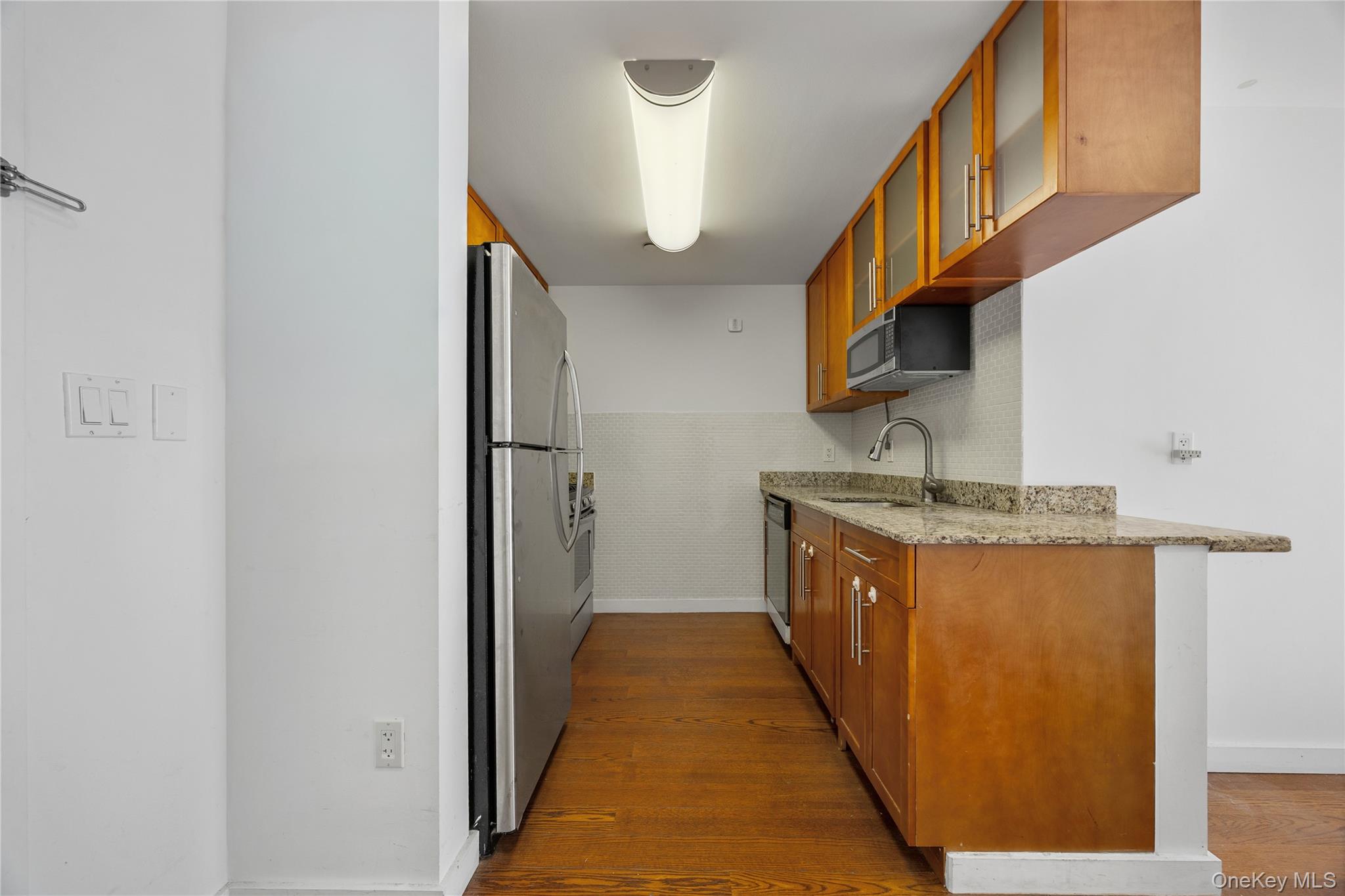 #13 photo, 40-26 college point blvd, Flushing , NY 11354