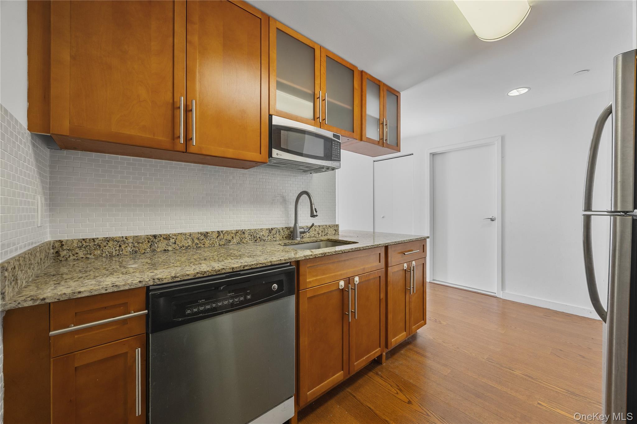 #15 photo, 40-26 college point blvd, Flushing , NY 11354