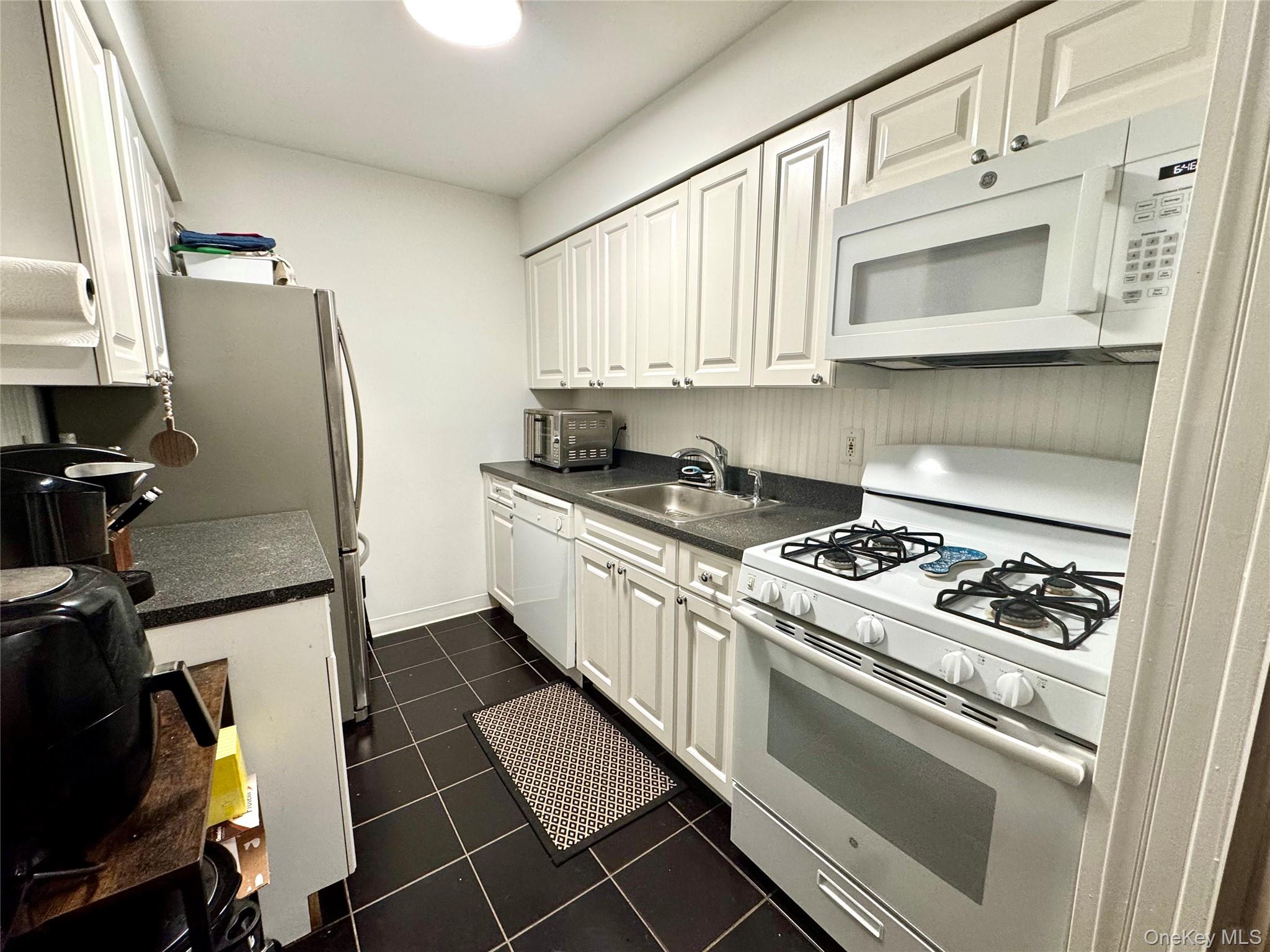 #2 photo, 49 Pointe Circle, サフォーク郡 Coram , NY 11727