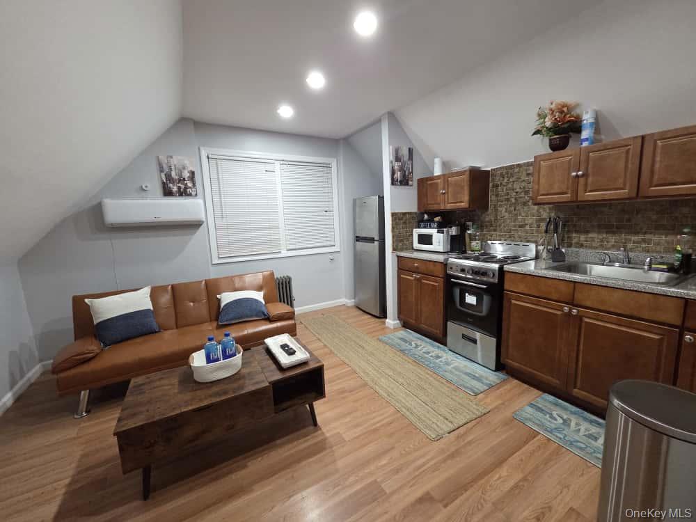 #9 photo, 11418 238th Street, ナッソー郡 Elmont , NY 11003