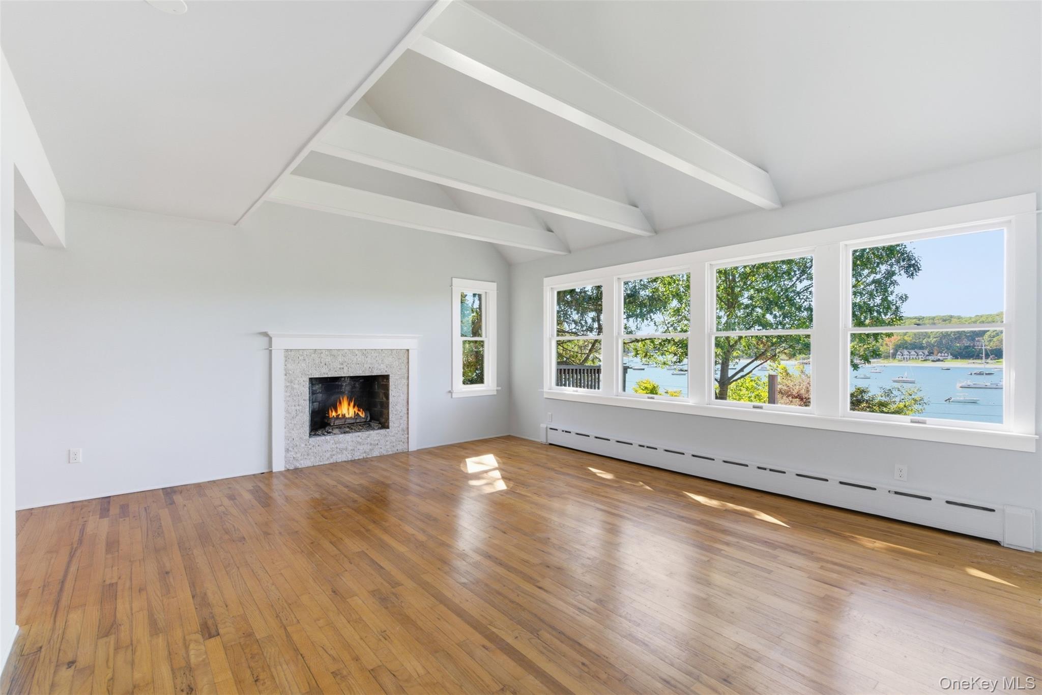 #7 photo, 145 Bayview Avenue, サフォーク郡 Northport , NY 11768