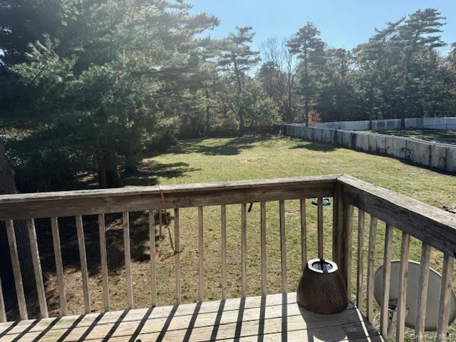 #13 photo, 120 Cedar Drive, Bay Shore , NY 11706