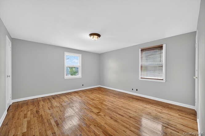 #13 photo, 452 Latham Road, ナッソー郡 Mineola , NY 11501