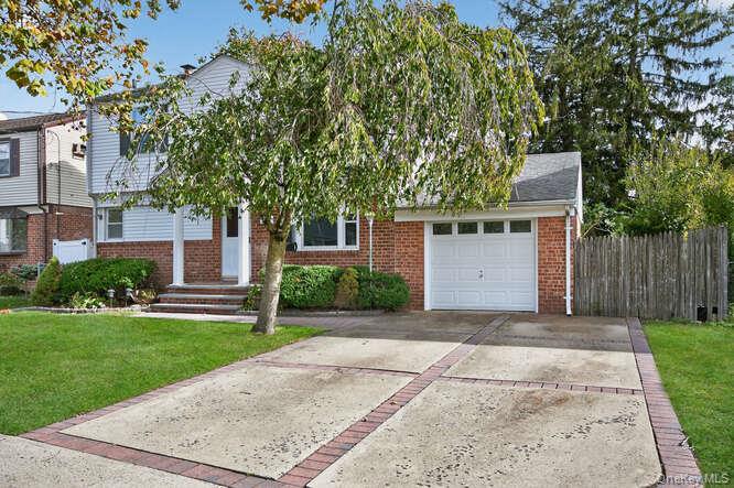 #2 photo, 452 Latham Road, ナッソー郡 Mineola , NY 11501