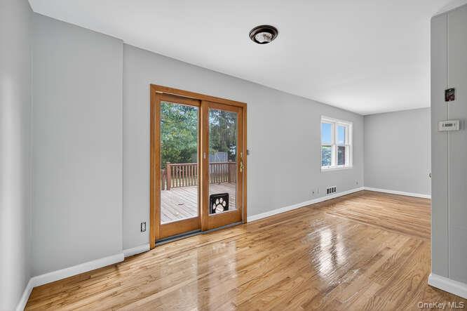 #7 photo, 452 Latham Road, ナッソー郡 Mineola , NY 11501