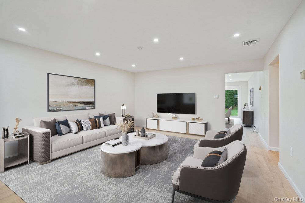 #5 photo, 53 Freedom Lane, サフォーク郡 Coram , NY 11727