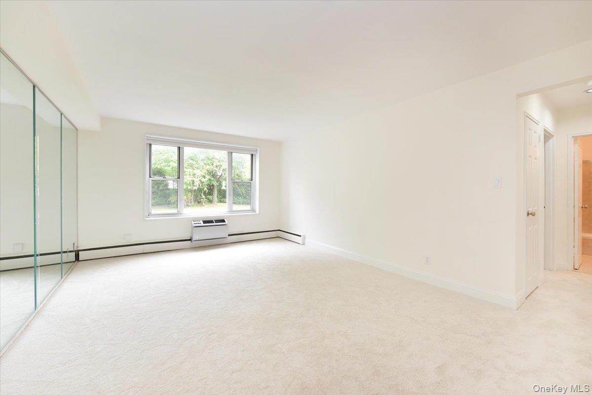 #3 photo, 195 S Middle Neck Road, ナッソー郡 Great Neck , NY 11021