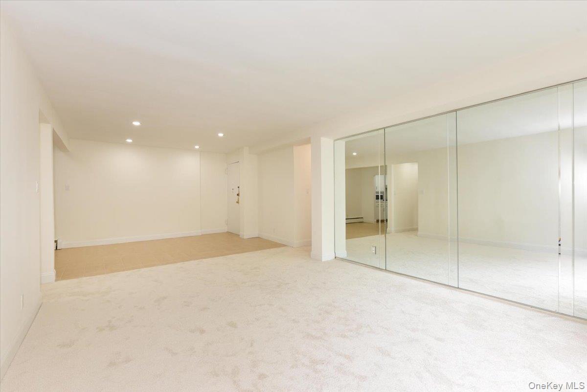 #4 photo, 195 S Middle Neck Road, ナッソー郡 Great Neck , NY 11021