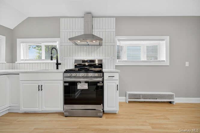 #12 photo, 201 Jamaica Boulevard, Carle Place , NY 11514