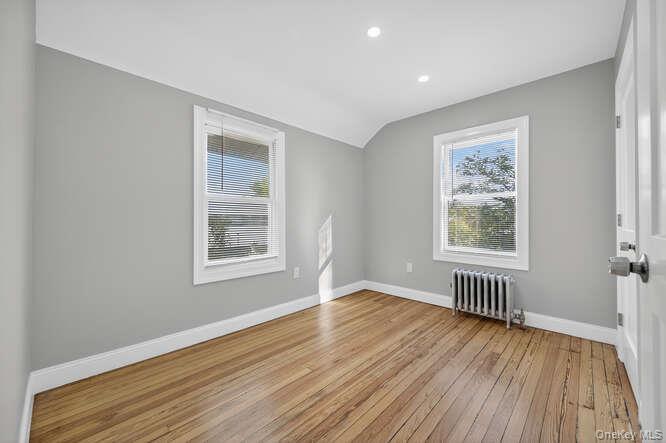 #15 photo, 201 Jamaica Boulevard, Carle Place , NY 11514