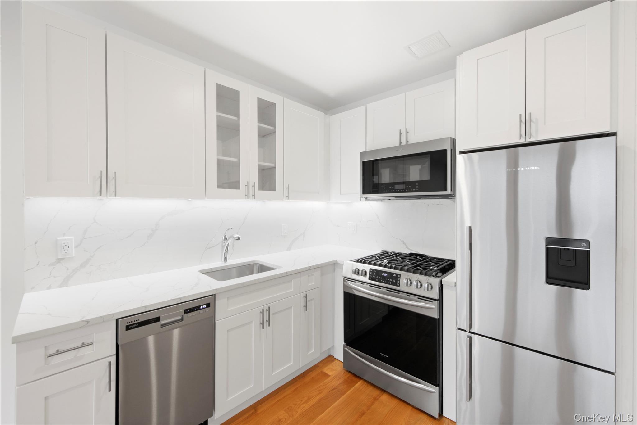 #2 photo, 163 Beach 96th Street, クイーンズ区 Rockaway Beach , NY 11693