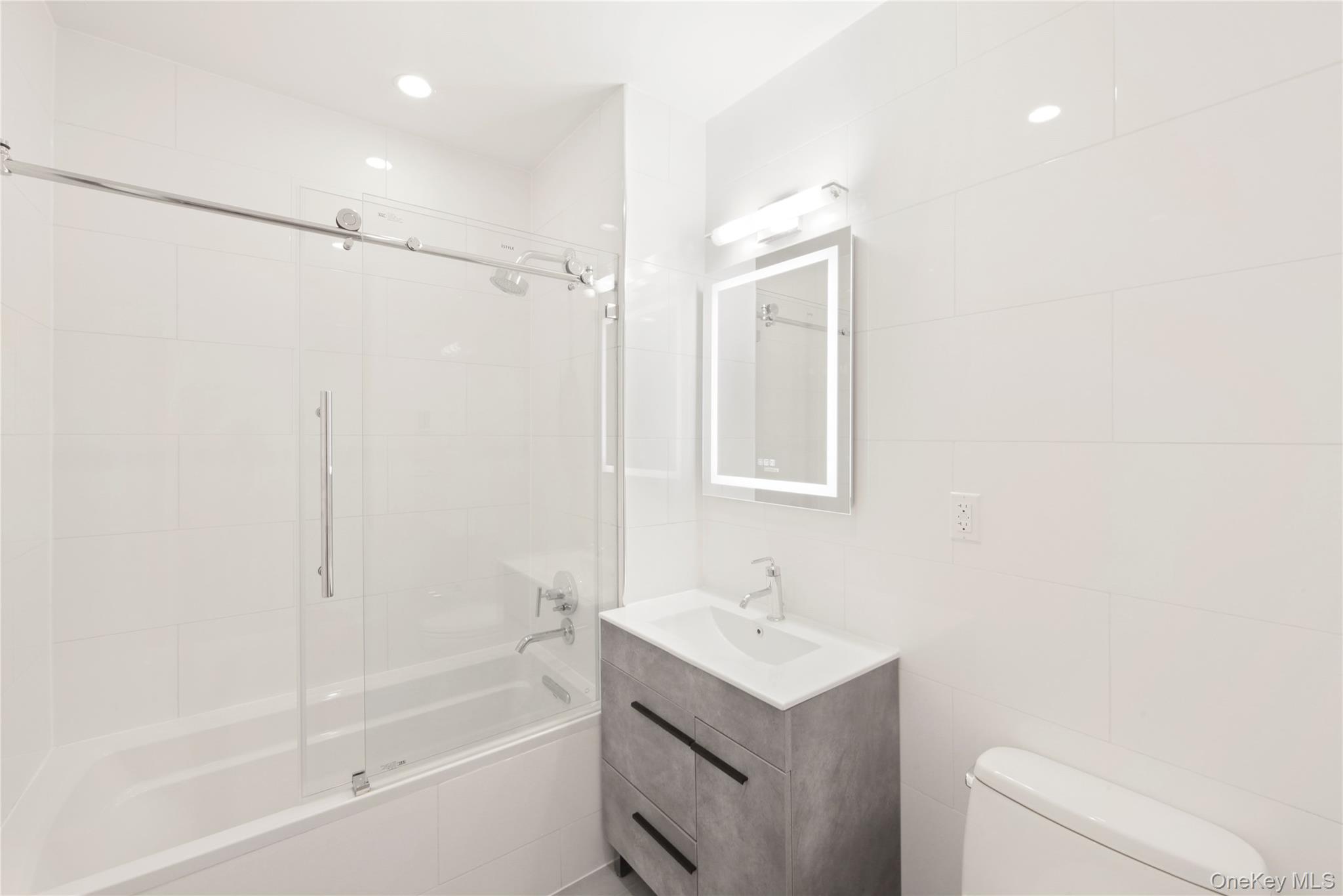 #3 photo, 163 Beach 96th Street, クイーンズ区 Rockaway Beach , NY 11693