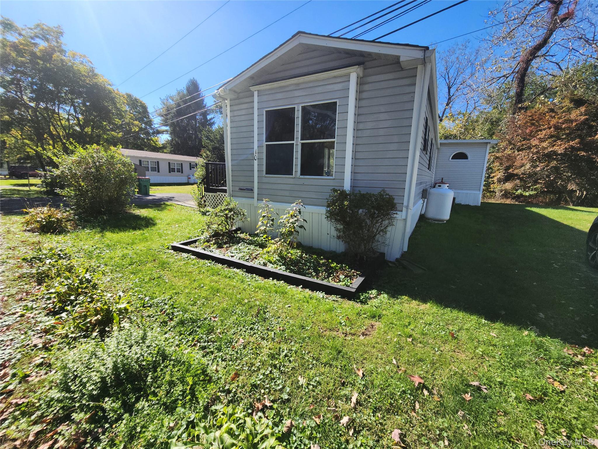 #7 photo, 10 Dominick Lane, Beacon , NY 12508