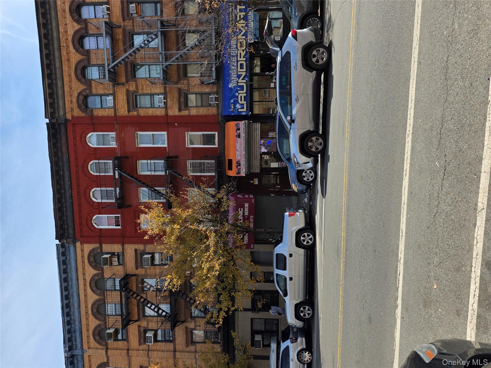 #2 photo, 732 Melrose Avenue, ブロンクス区 Bronx , NY 10455