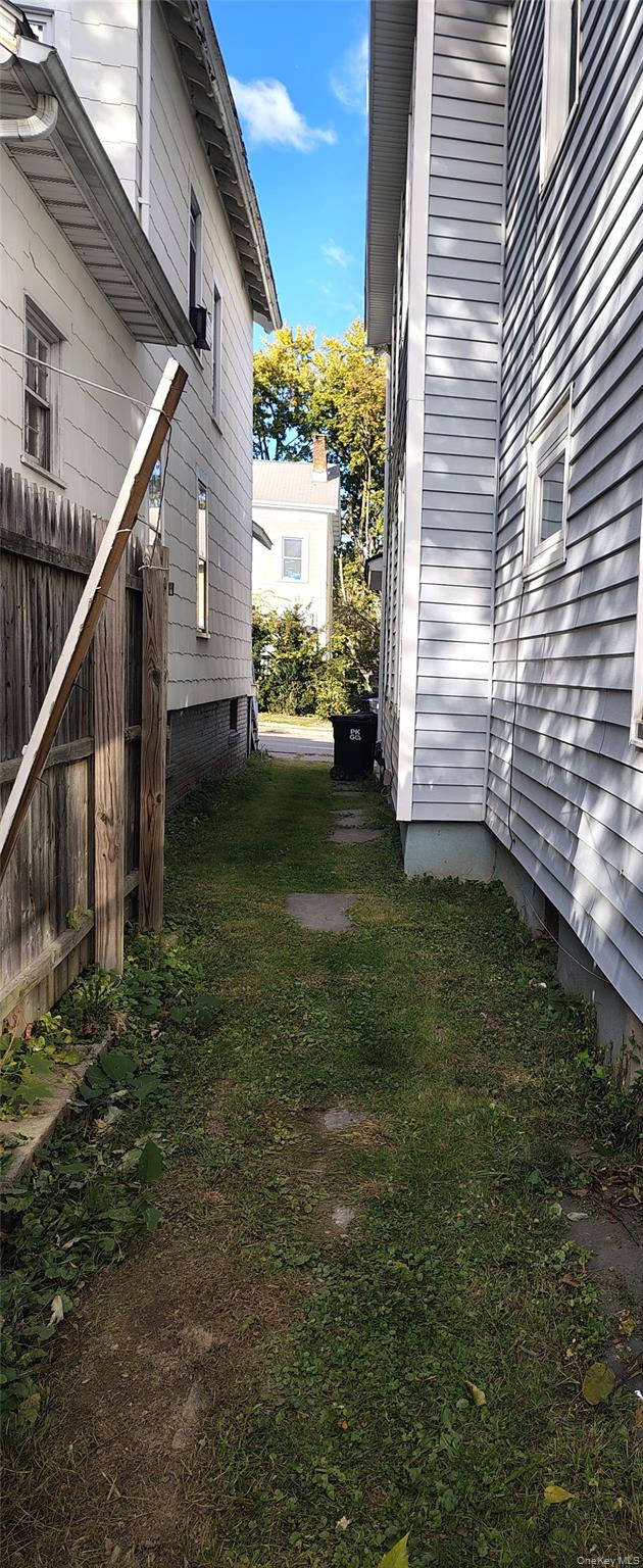 #2 photo, 324-326 Church Street, Poughkeepsie , NY 12601