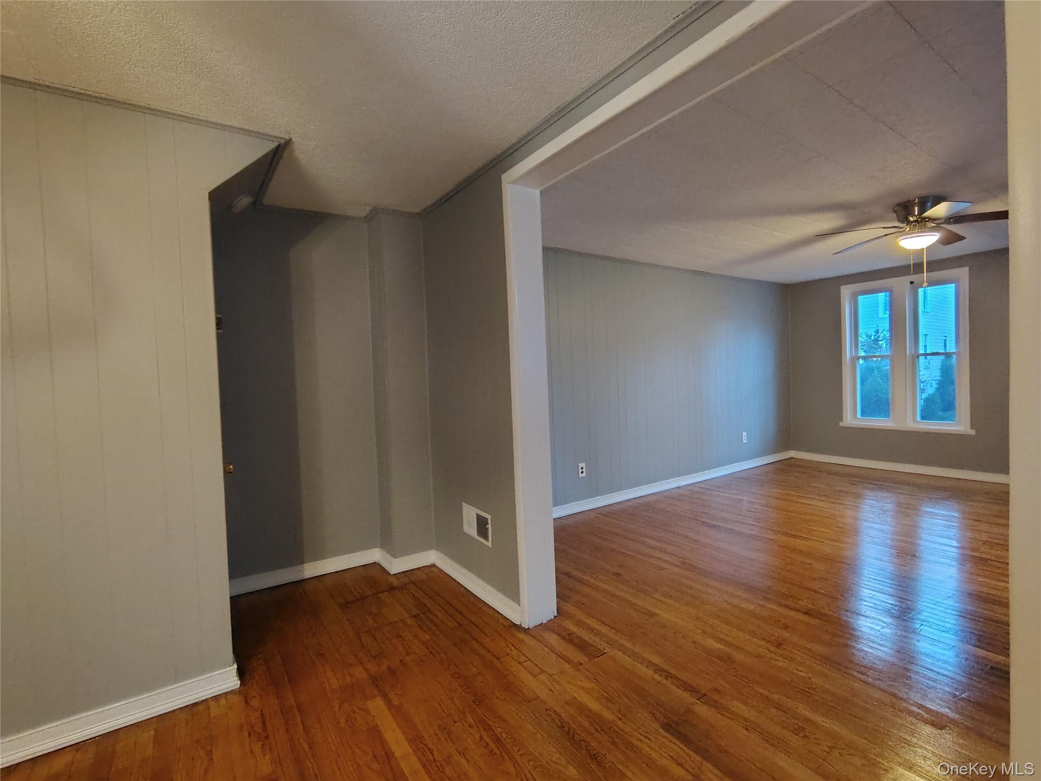 #5 photo, 324-326 Church Street, Poughkeepsie , NY 12601